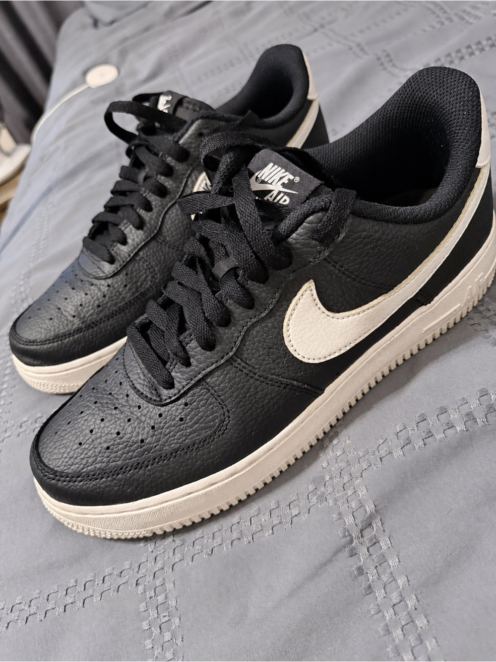 Nike Air Force 1 ’07, men’s size 9.5